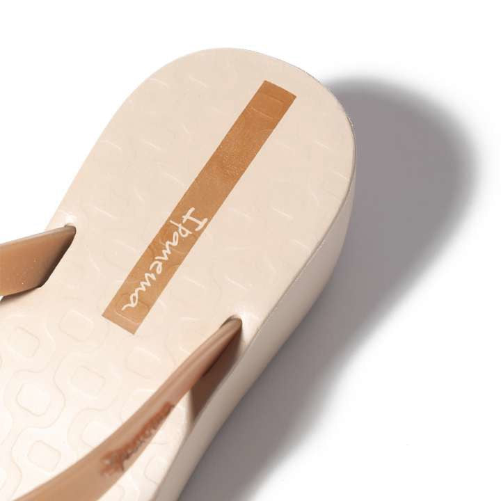 منصة GR-Flip Flop AA569