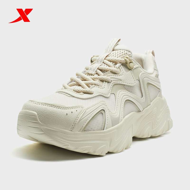 XTEP Women's Outdoor Shoes White Tea 170020-4