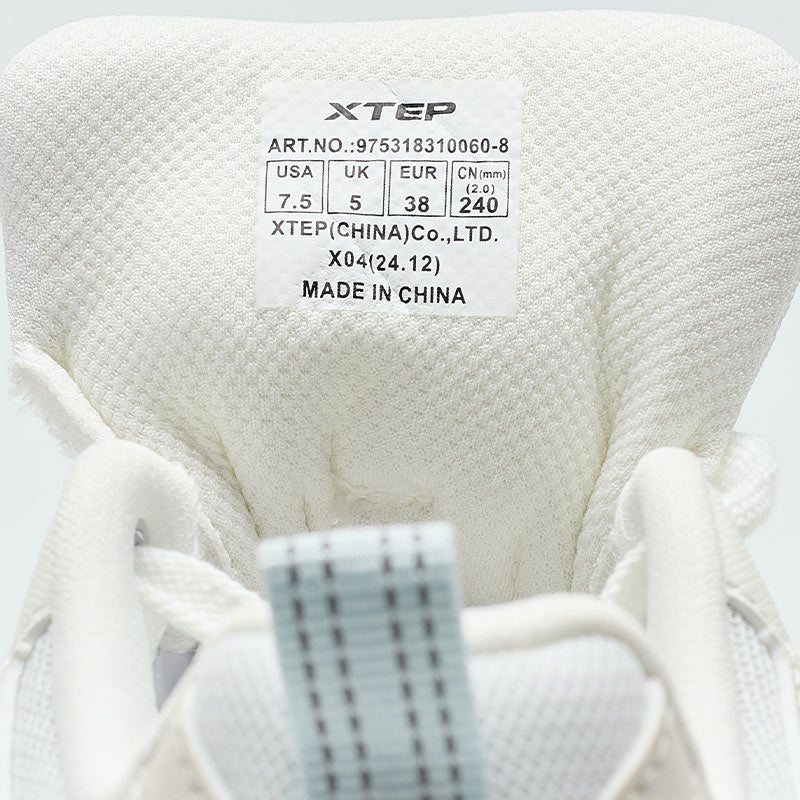 حذاء تزلج نسائي من إكستيب، قماش أبيض/أبيض ناصع/أزرق قمري، رقم الموديل 310060-8