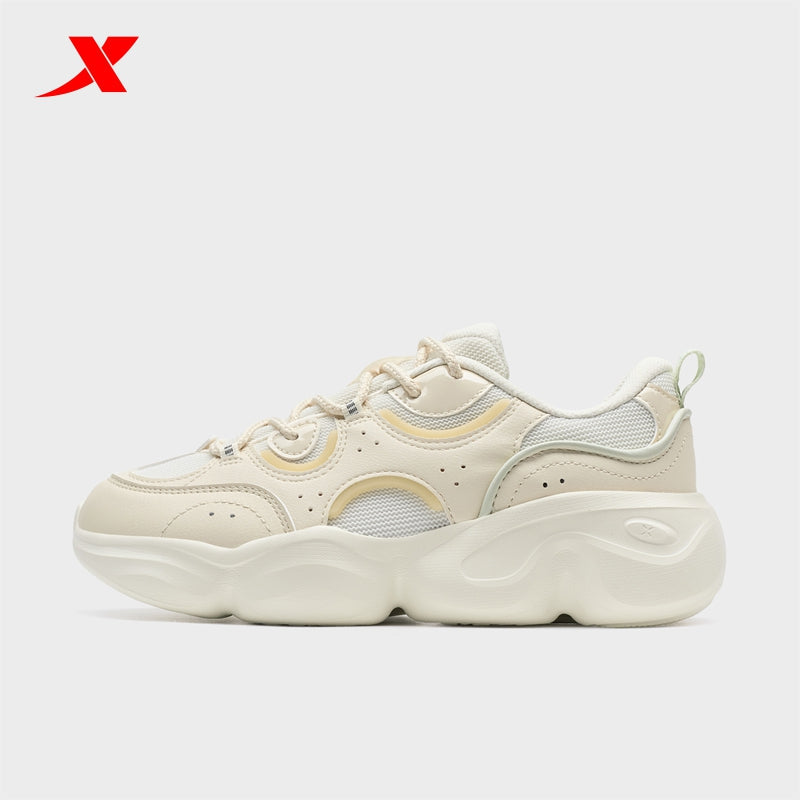 XTEP Women's Casual Shoes White Tea/Grey 320006-5