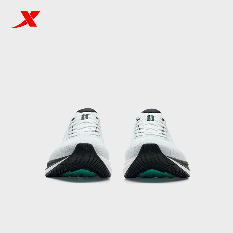 حذاء رياضي رجالي XTEP Shadow Drive 3.0، أبيض كلاسيكي/أسود 110012-1