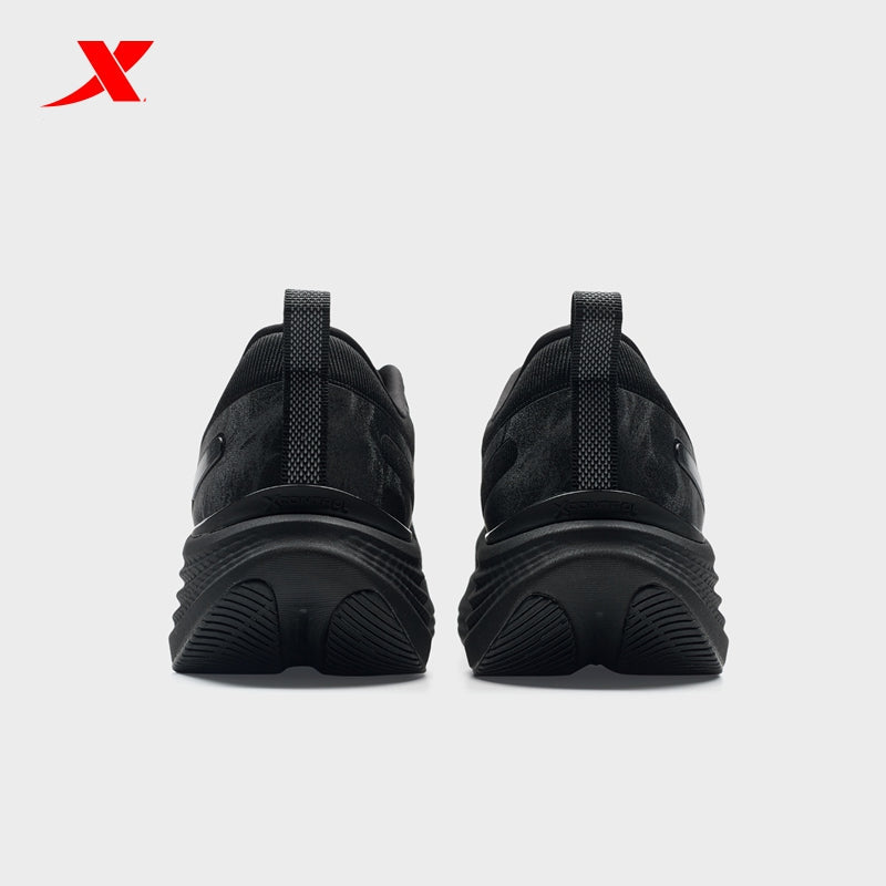 حذاء رياضي رجالي XTEP Liuyun 3.0 أسود 110035-11