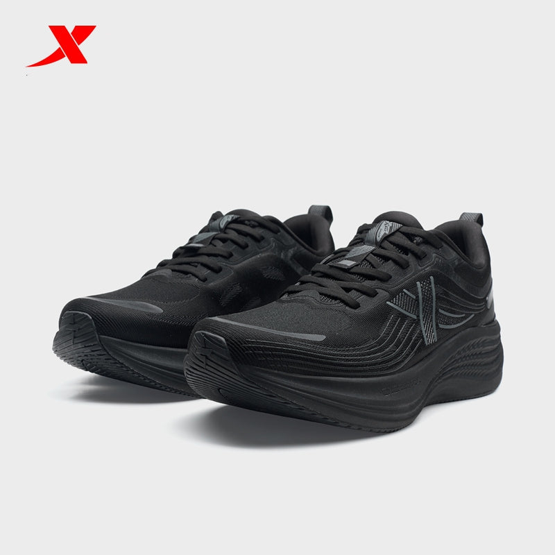 حذاء رياضي رجالي XTEP Liuyun 3.0 أسود 110035-11