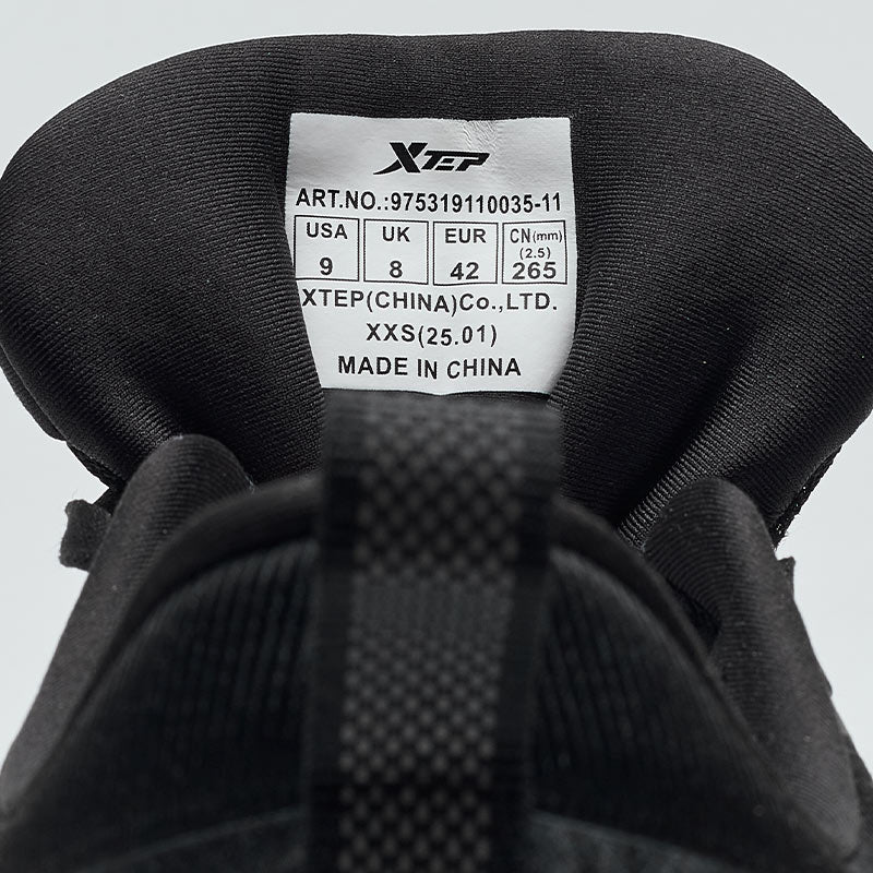 حذاء رياضي رجالي XTEP Liuyun 3.0 أسود 110035-11