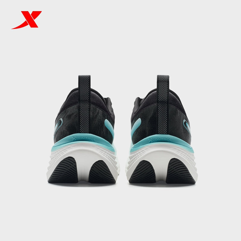 حذاء رياضي رجالي XTEP Liuyun 3.0 من القماش، أبيض/أسود/أزرق جينز 110035-5