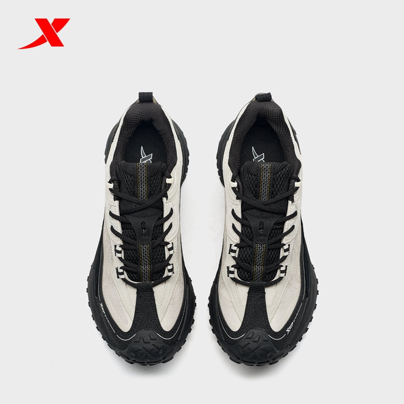 حذاء XTEP FlyStone 2.0v2 رجالي خارجي، لون أبيض ناصع/أسود، رقم الموديل 170012-7