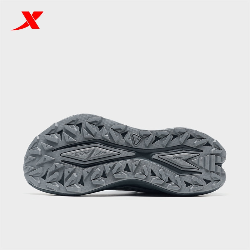 حذاء XTEP Trailfinder خفيف الوزن للرجال، رمادي/أخضر شجري 170018-1 